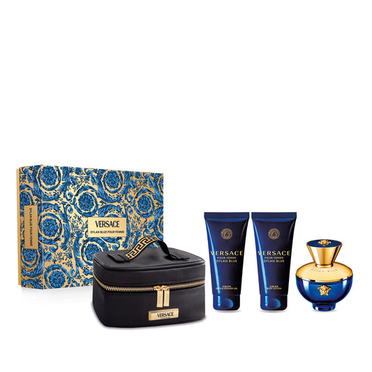 El VERSACE DYLAN BLUE SET 4 PCS WOMAN de DarlynS Perfumería y Accesorios incluye una caja decorativa azul y dorada, un neceser negro, dos lociones corporales y un frasco de perfume azul y dorado a juego.